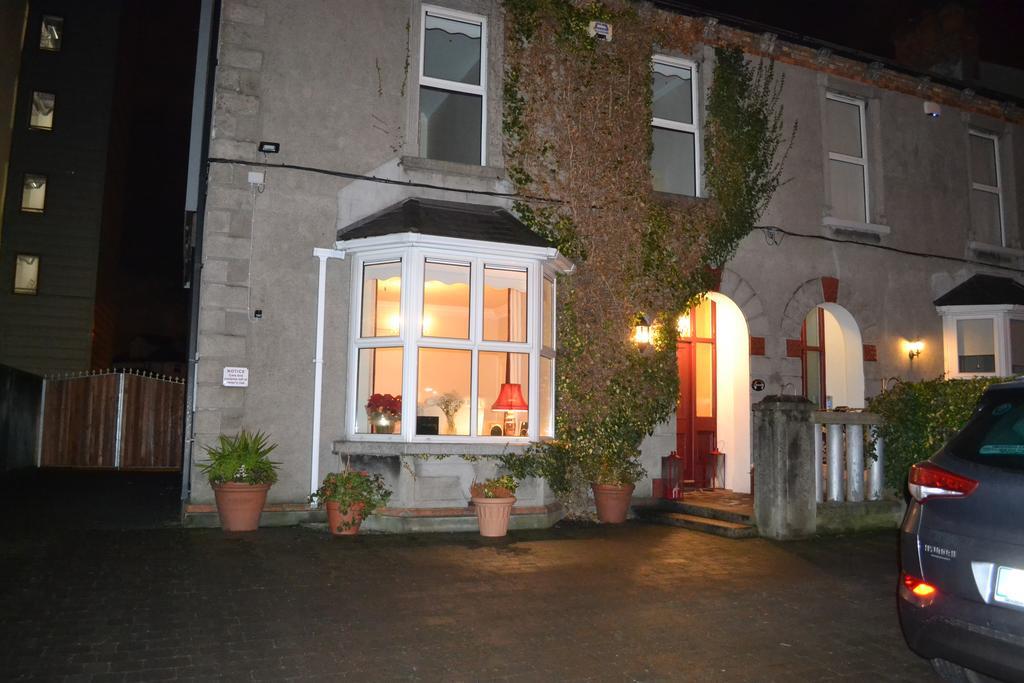 Aine Rose Guest Accommodation ダブリン エクステリア 写真