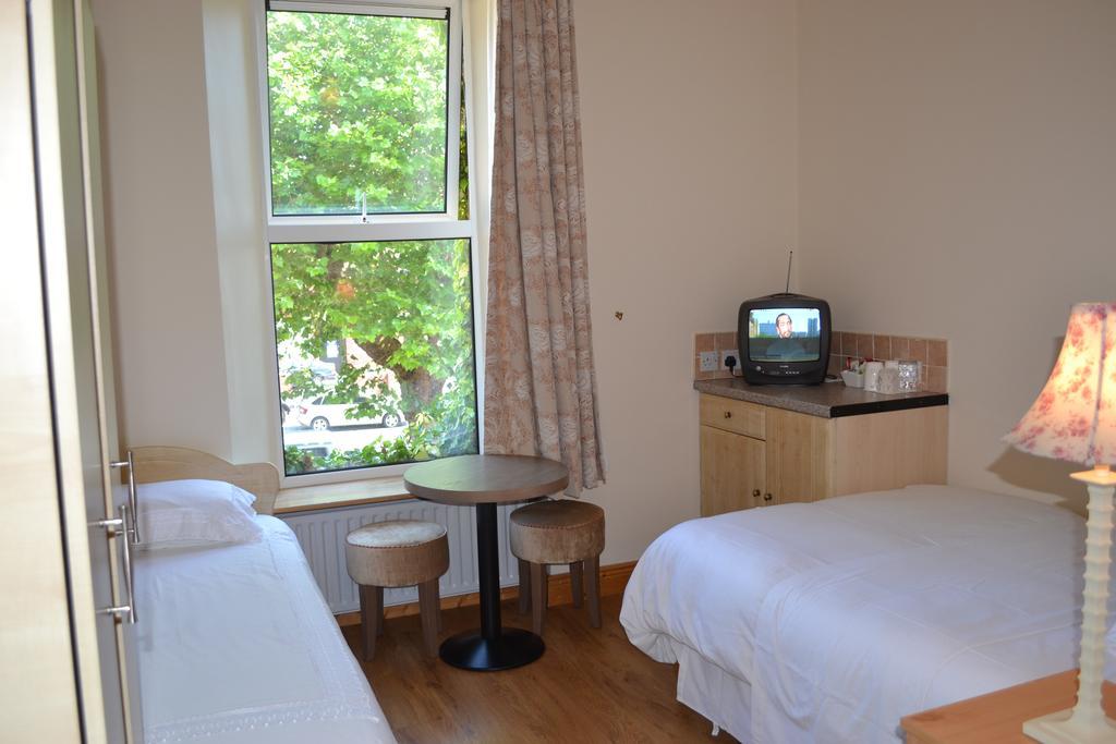 Aine Rose Guest Accommodation ダブリン エクステリア 写真